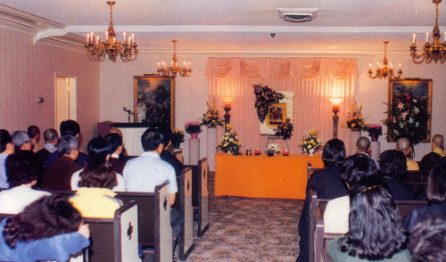 �ŤƦѩM�|�l������M�� - �Ӥ����EIn Memory of the Venerable Master Hsuan Huan - Photographs