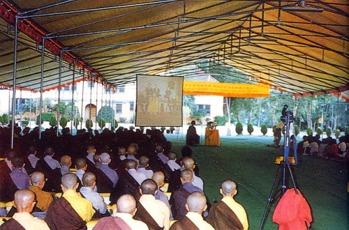 �ŤƦѩM�|�l������M�� - �Ӥ����EIn Memory of the Venerable Master Hsuan Huan - Photographs