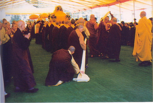 宣化老和尚追思纪念专集 - 照片选辑．In Memory of the Venerable Master Hsuan Huan - Photographs