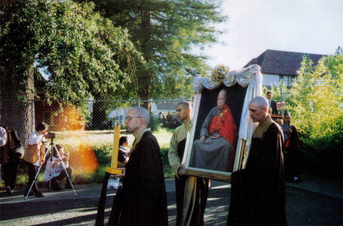 宣化老和尚追思纪念专集 - 照片选辑．In Memory of the Venerable Master Hsuan Huan - Photographs