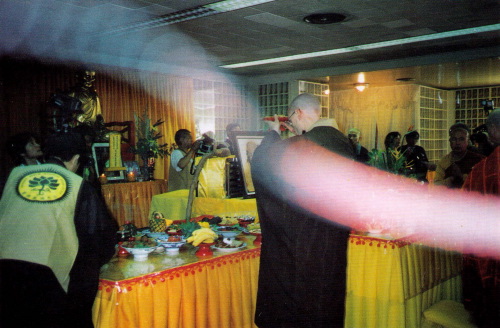 宣化老和尚追思纪念专集 - 照片选辑．In Memory of the Venerable Master Hsuan Huan - Photographs